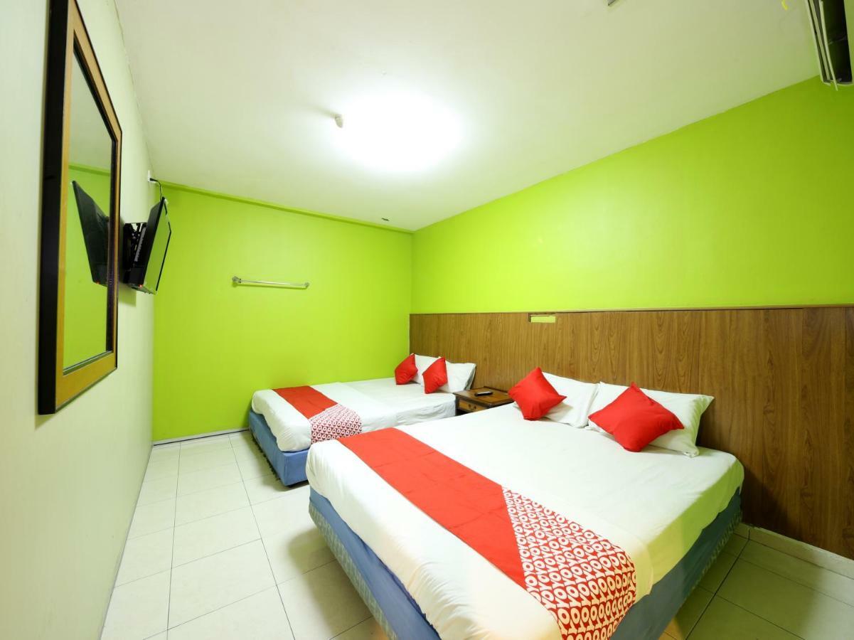 Oyo 434 Marbella Hotel Johor Bahru Exterior photo