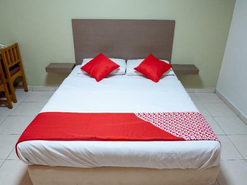 Oyo 434 Marbella Hotel Johor Bahru Exterior photo