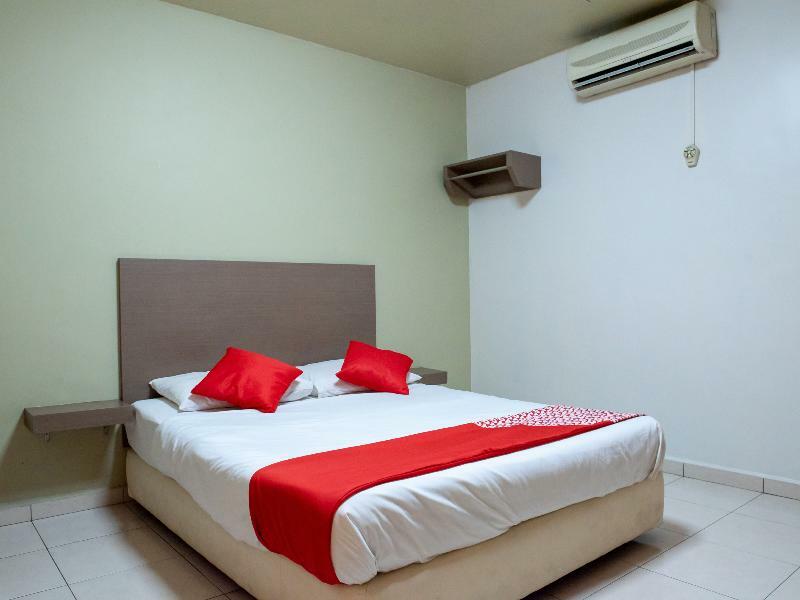 Oyo 434 Marbella Hotel Johor Bahru Exterior photo